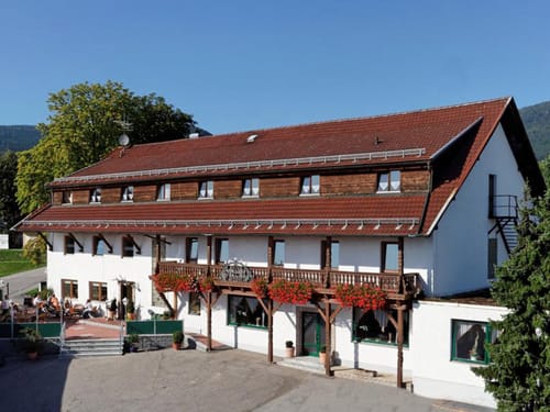 Rückseite des Hotel Winterl