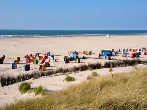 Juister Strand bei Sonnenschein