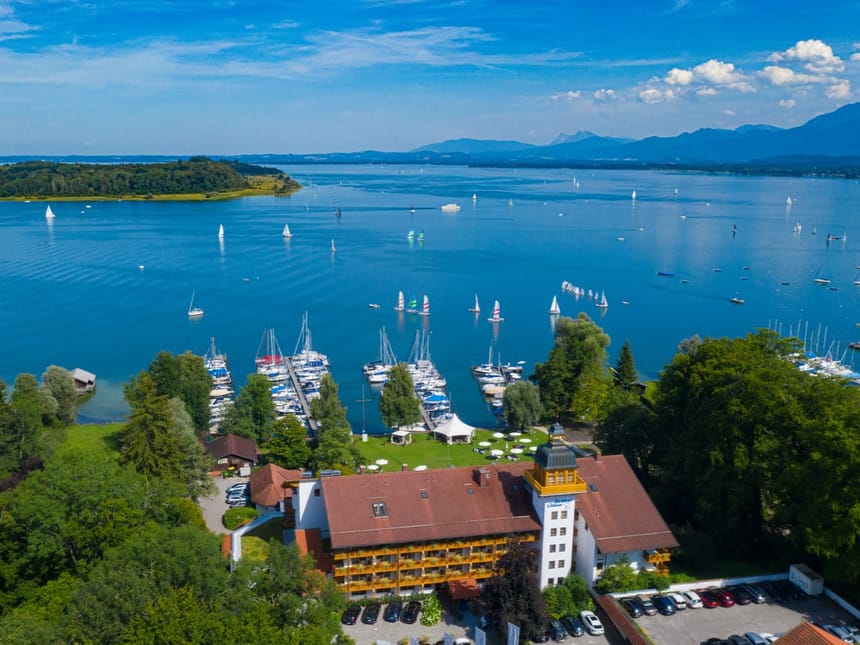 Luftaufnahme vom Hotel