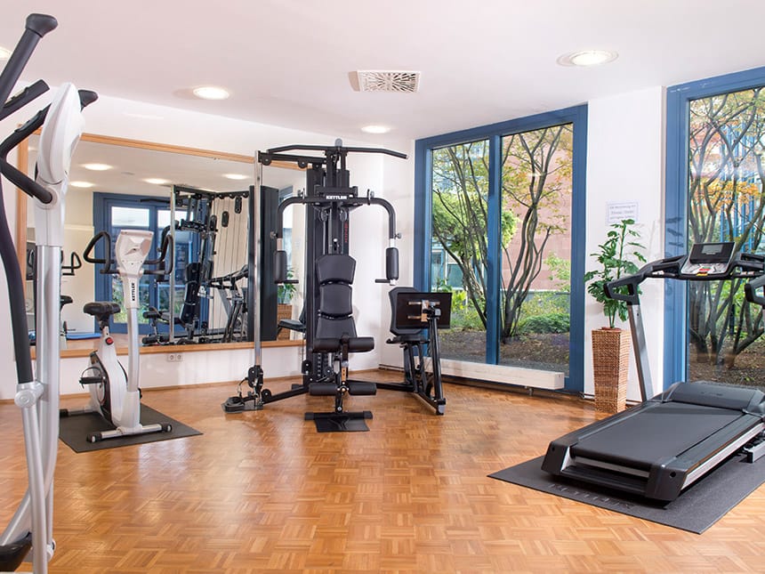 Fitnessbereich mit Cardiogeräten