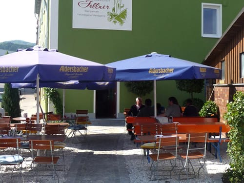 Biergarten und Terrasse