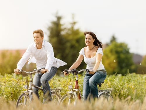 Radfahrer in der Natur