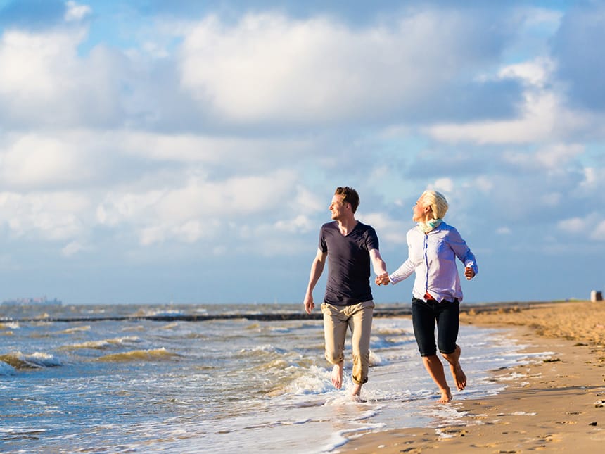 Paar am Strand von Boltenhagen