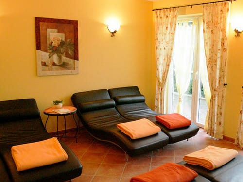 Ruhebereich mit Relaxliegen