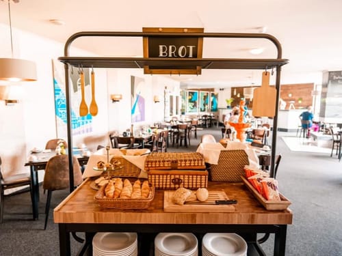 Backwaren Buffet im Frühstückraum
