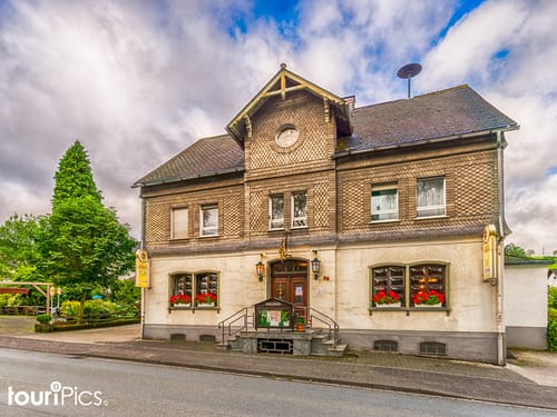 Hotel-aussen