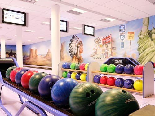 Bowling