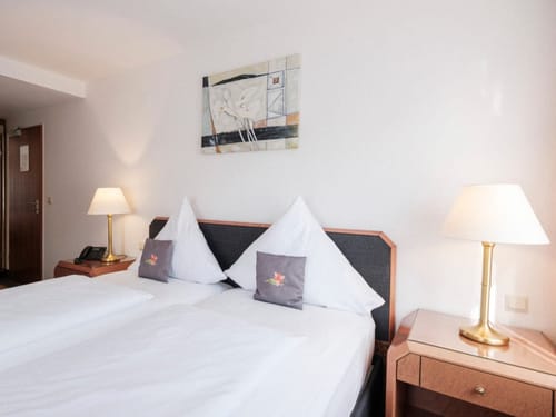 Doppelzimmer im Hotel mit stilvollem Interieur