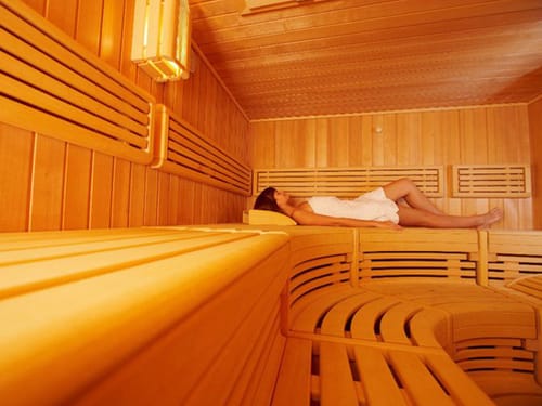 Finnische Sauna im Wellnessbereich