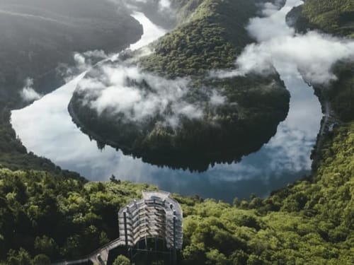 Baumwipfelpfad mit Saarschleife