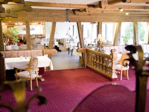 Restaurant-01