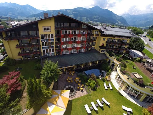 Außenansicht vom Hotel