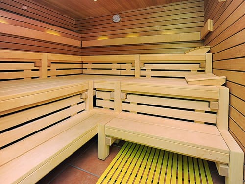 Wellnessbereich mit Finnischer Sauna