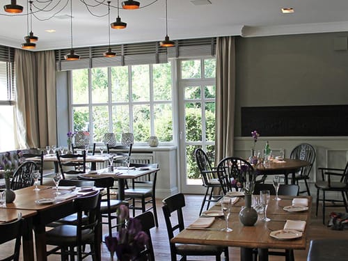 Restaurant04