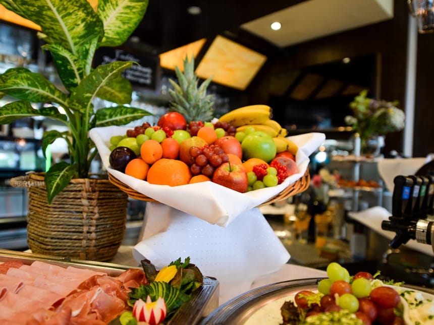 verschieden Obstvarianten am Buffet
