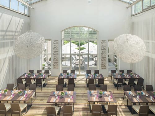 hauseigenes Restaurant im großen Saal