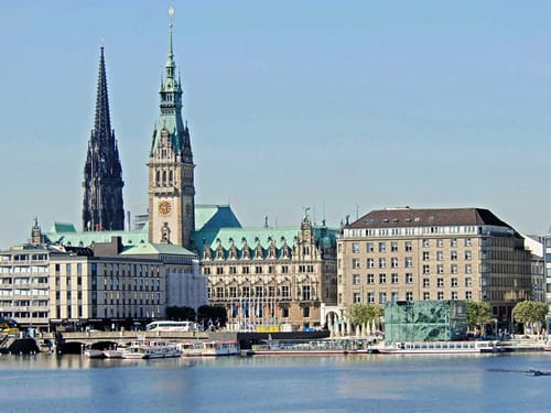 Kirche und andere Gebäude