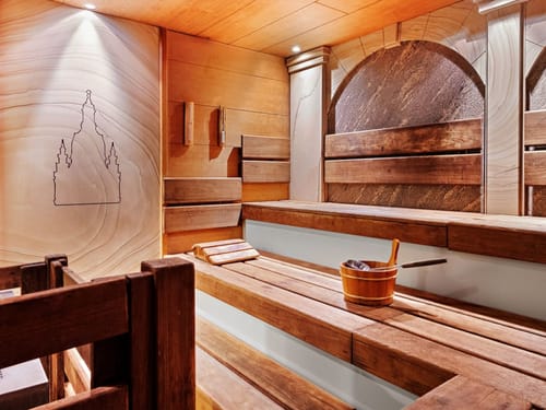 Wellnessbereich mit Finnischer Sauna