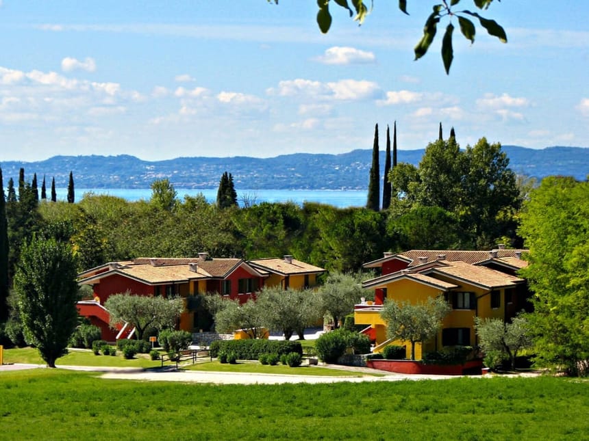 8 Tage Urlaub im Poiano Resort Hotel &