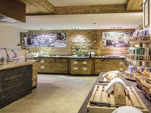 vielfältige Auswahl am Frühstücksbuffet