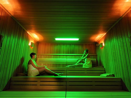 Finnische Sauna mit Farblicht