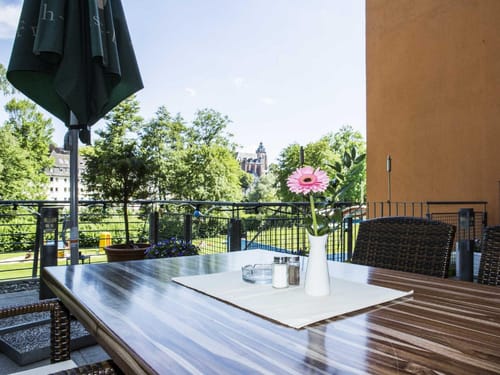 Terrasse mit Aussicht des Best Western Hotel Wetzlar