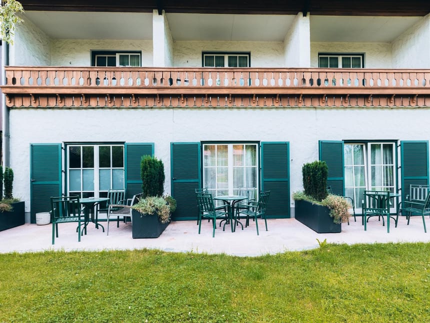Aussenansicht Zimmer und Appartment Terrassen