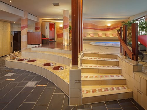 Zugang zum Whirlpoo, der Sauna und Relaxbereich
