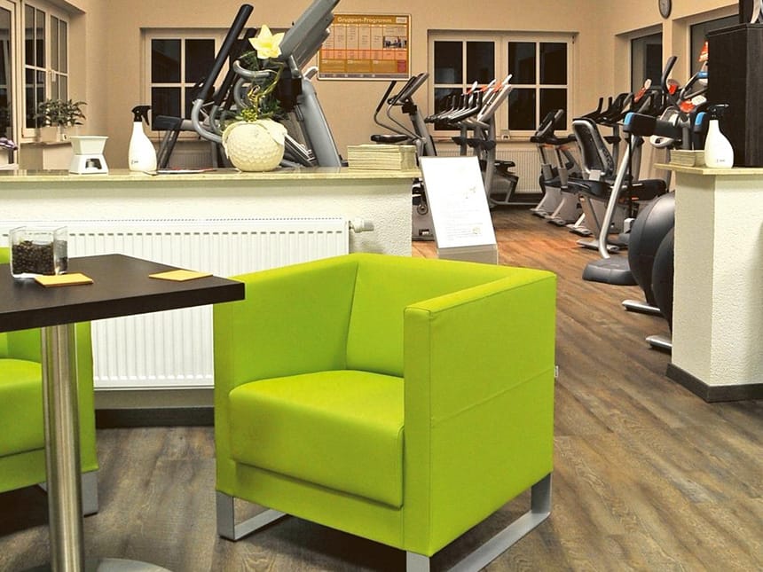 Cardiogeräte im Fitnessraum