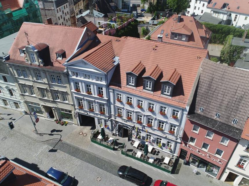 Aufnahme aus der Luft vom Hotel Askania