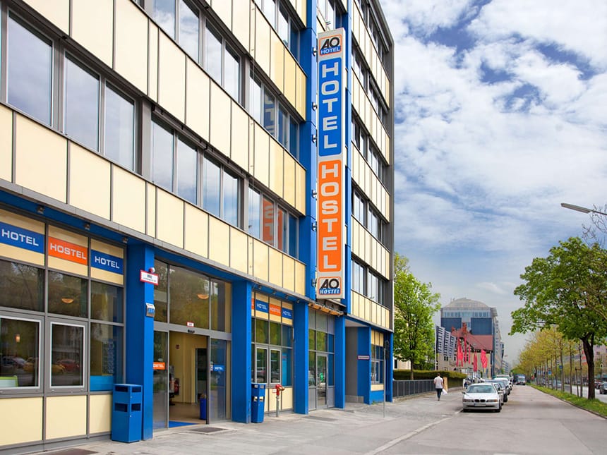 4 Tage Urlaub im a&o München Laim in München mit Frühstück