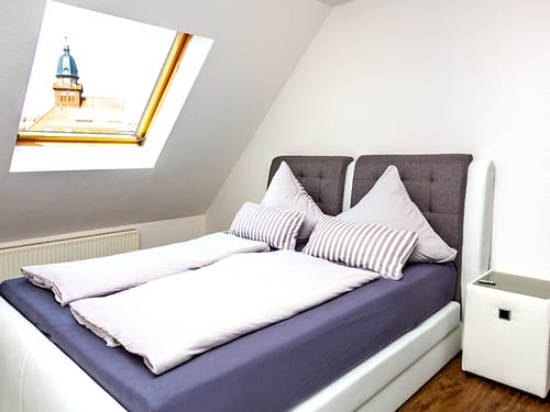 Boxspringbett im Doppelzimmer