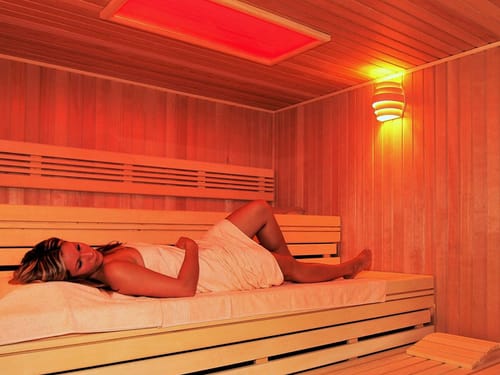 Wellnessbdereich mit Finnischer Sauna