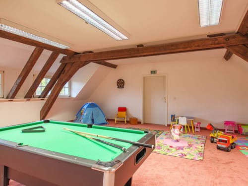 Spielecke, Billard, Dart und Tischtennis