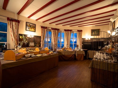 vielfältige Auswahl am Frühstücksbuffet
