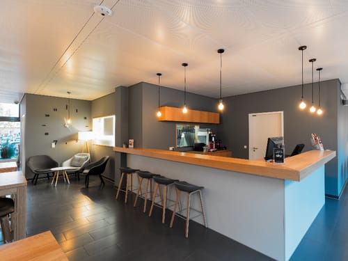 Lobby mit Rezeption
