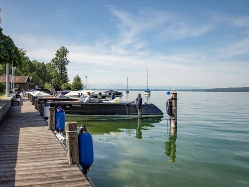 Bootssteeg am Stanrberger See