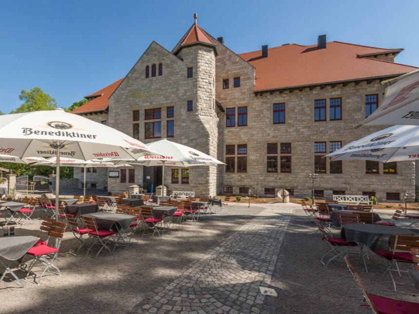 Terrasse mit Sitzmöglichkeiten