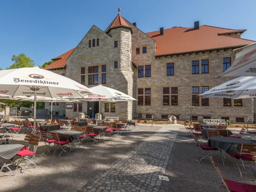 Terrasse mit Sitzmöglichkeiten