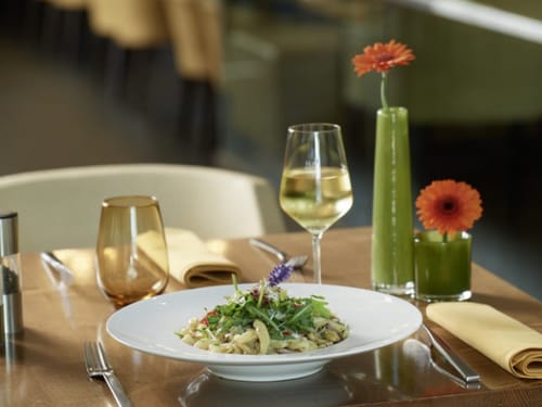 Frische Pasta mit Rucola und Weißwein – Gehobene Restaurantküche