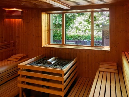 Holzsauna
