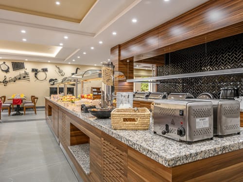 Hotelrestaurant Frühstücksbuffet – Stilvolles Ambiente mit reichhaltigem Angebot