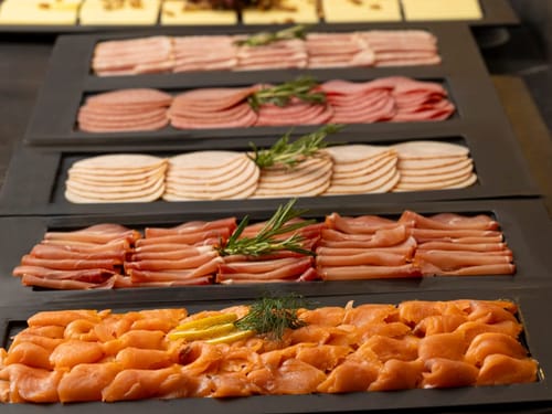 Aufschnitt am Buffet