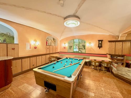 Billiardzimmer im Hotel