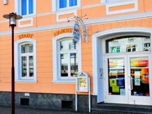 Hotel Stadt Hamburg – Charmante Unterkunft mit historischer Fassade