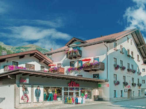 Hotel von Aussen