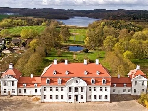 Schloß Vietgest Luftaufnahme