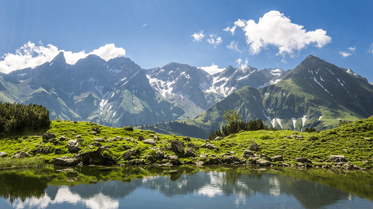 Bergsee im Allgäu Allgäu Urlaub – Kristallklarer Bergsee in den Allgäuer Alpen