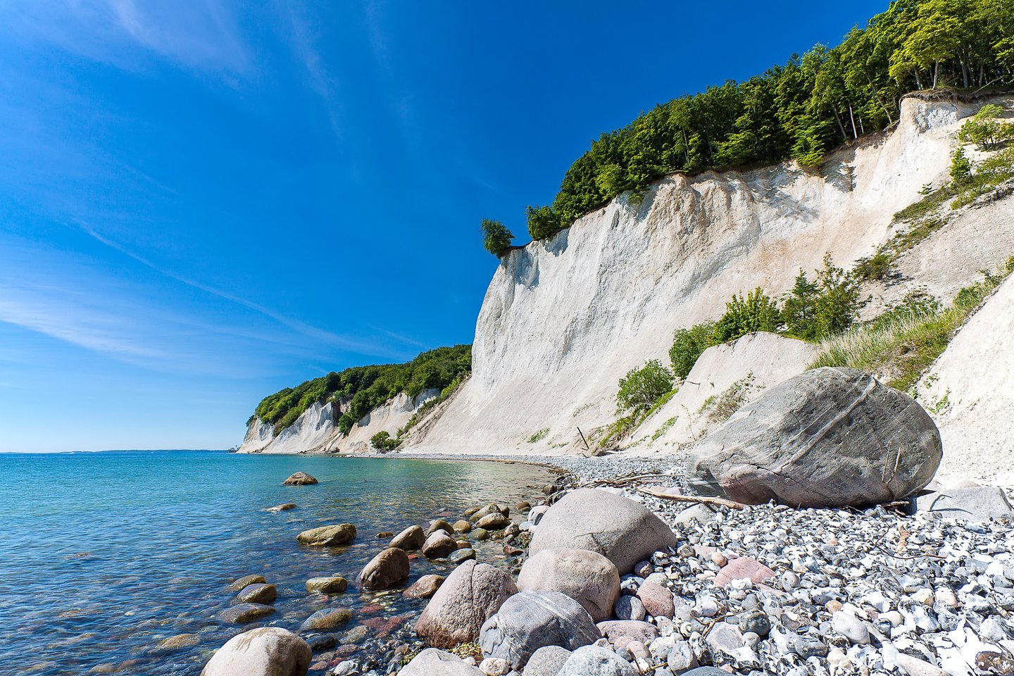 Kreidefelsen auf Rügen an der Ostsee – beeindruckende Naturkulisse für Ihren Ostseeurlaub